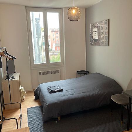 Studio Hotel Villeurbanne Centre Esterno foto